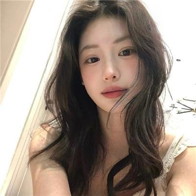 克莱尔的膝盖