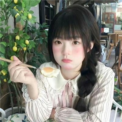 滑板女孩